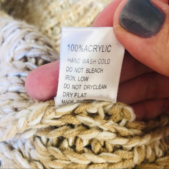 POL Open Back Sweater with Bow Detail - Picture 3 of 7